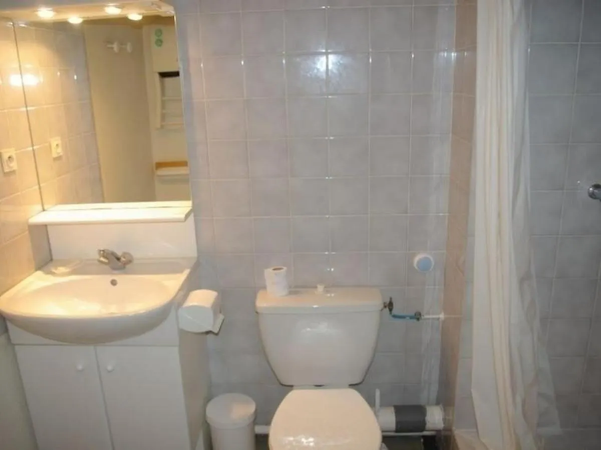 Apartment Studio Avec Balcon Expose Est, Parking Et Wifi Inclus - Brides-Les-Bains - Fr-1-512-186