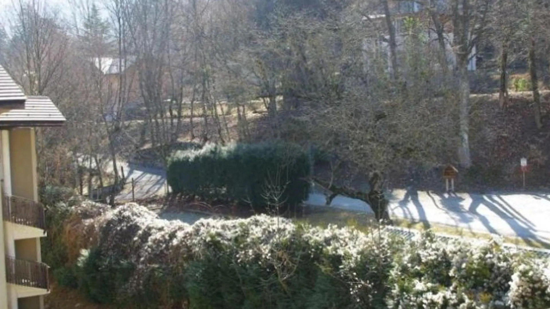 Apartment Studio Avec Balcon Expose Est, Parking Et Wifi Inclus - Brides-Les-Bains - Fr-1-512-186 France